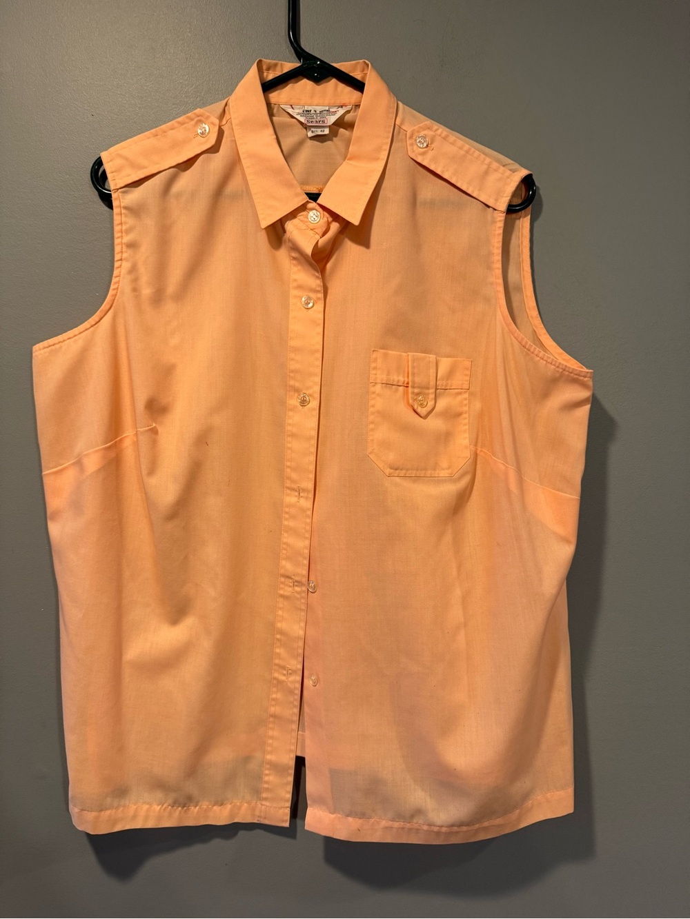 *Sears Peach-Colored Sleeveless Button-Up Shirt